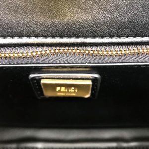 Сумка Fendi Peekaboo Iconic