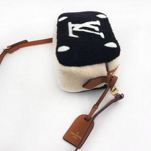 Сумка Louis Vuitton Teddy