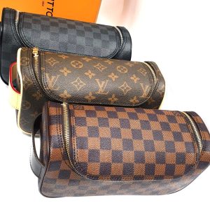 Косметичка Louis Vuitton