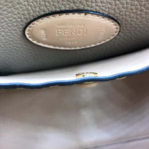 Сумка Fendi Peekaboo X-Lite