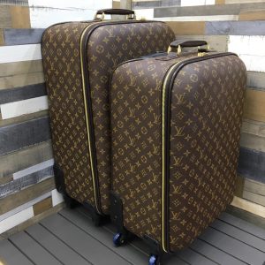 Чемодан Louis Vuitton