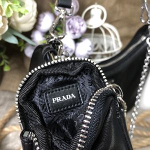 Сумка Prada