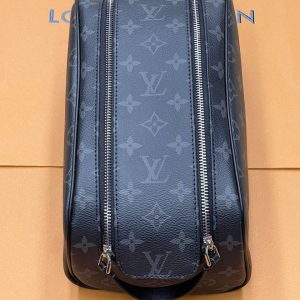 Косметичка Louis Vuitton Dopp Kit