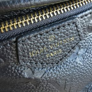 Сумка на пояс Louis Vuitton Discovery