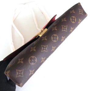 Сумка Louis Vuitton Saint Placide