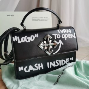 Сумка Off-White Cash Inside