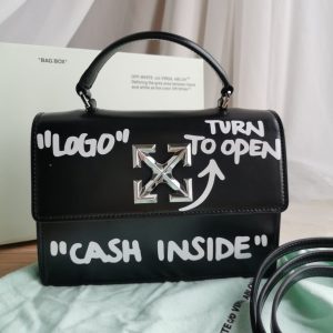 Сумка Off-White Cash Inside