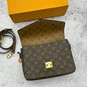 Сумка Louis Vuitton Pochette Metis