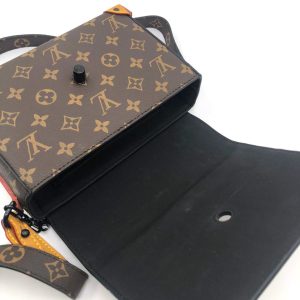 Сумка Louis Vuitton