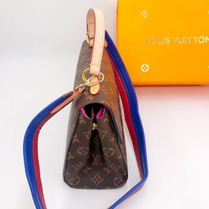 Сумка Louis Vuitton Cluny