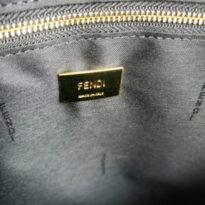 Сумка Fendi Vichy Pequin FF