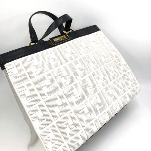 Сумка Fendi Peekaboo