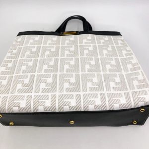 Сумка Fendi Peekaboo