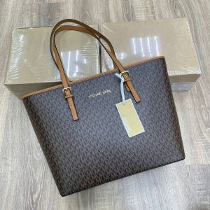 Сумка Michael Kors Jet Set Travel