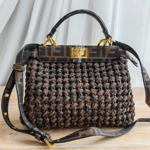 Сумка Fendi Peekaboo Iconic