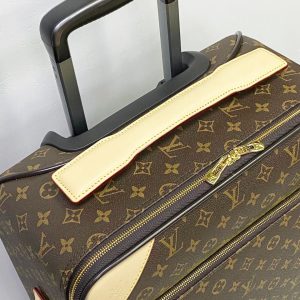 Чемодан Louis Vuitton Legere 55