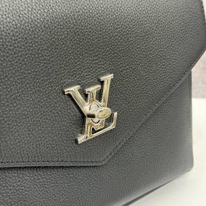 Сумка Louis Vuitton Mylockme