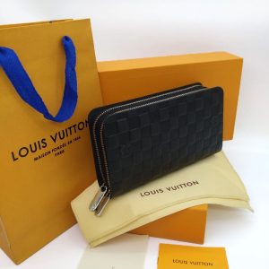 Кошелек Louis Vuitton Zippy