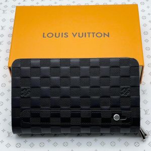 Кошелек Louis Vuitton Zippy