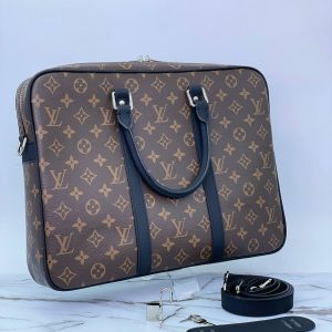 Сумка Louis Vuitton Voyage