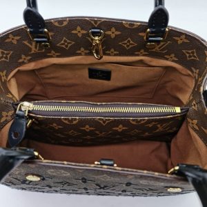 Сумка Louis Vuitton Montaigne