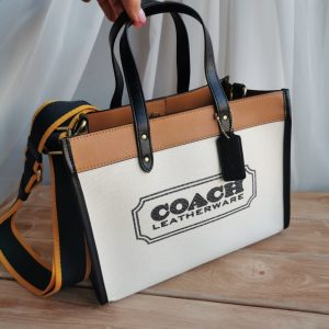 Сумка Coach Field