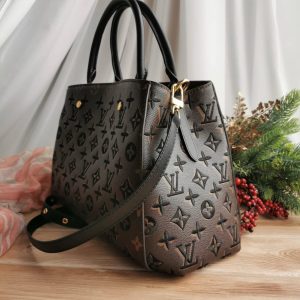 Сумка Louis Vuitton Montaigne