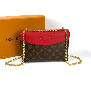 Сумка Louis Vuitton Saint Placide