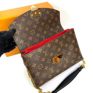 Сумка Louis Vuitton Saint Placide