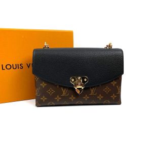 Сумка Louis Vuitton Saint Placide