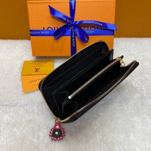 Кошелек Louis Vuitton Zippy