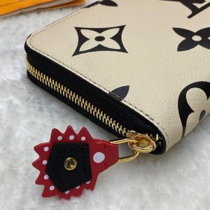 Кошелек Louis Vuitton Zippy