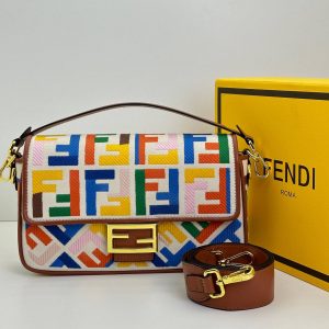 Сумка Fendi Baguette