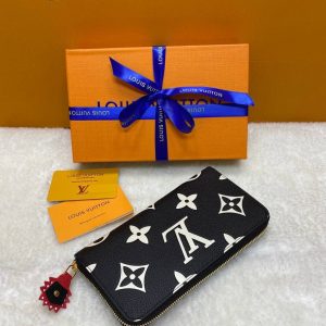 Кошелек Louis Vuitton Zippy