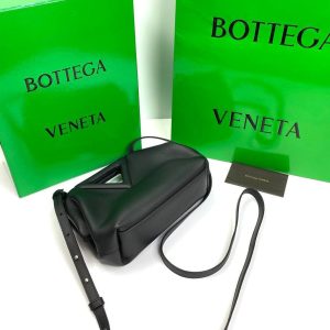 Сумка Bottega Veneta Point