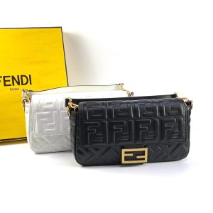 Сумка Fendi Baguette