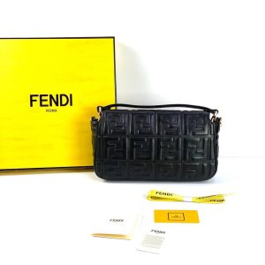 Сумка Fendi Baguette