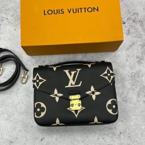 Сумка Louis Vuitton Pochette Metis