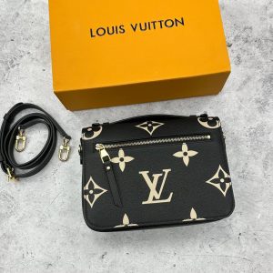 Сумка Louis Vuitton Pochette Metis