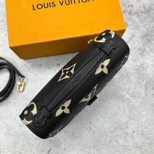 Сумка Louis Vuitton Pochette Metis