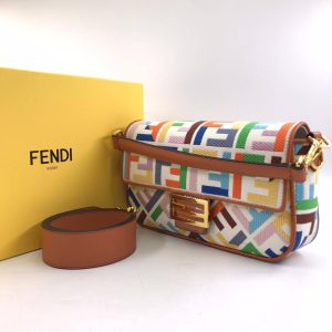 Сумка Fendi Baguette