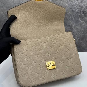 Сумка Louis Vuitton Pochette Metis