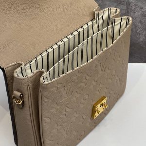 Сумка Louis Vuitton Pochette Metis