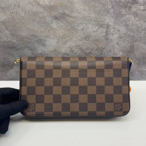 Сумка Louis Vuitton Felicie