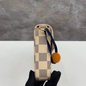 Сумка Louis Vuitton Felicie