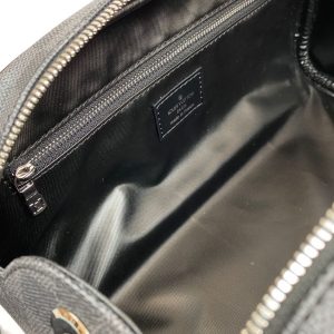 Косметичка Louis Vuitton Dopp Kit