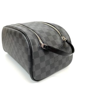 Косметичка Louis Vuitton Dopp Kit