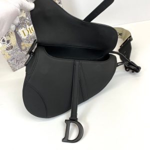 Сумка Dior Saddle