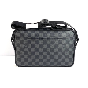 Сумка-мессенджер Louis Vuitton Alpha Damier Graphite