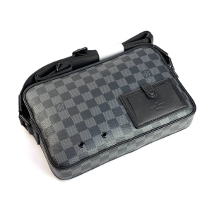 Сумка-мессенджер Louis Vuitton Alpha Damier Graphite